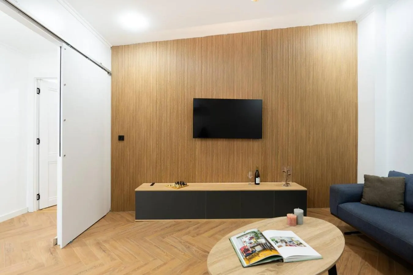 Chic And Modern 4 Bedroom Home In Central Tbilisi 0*,  Gruzja