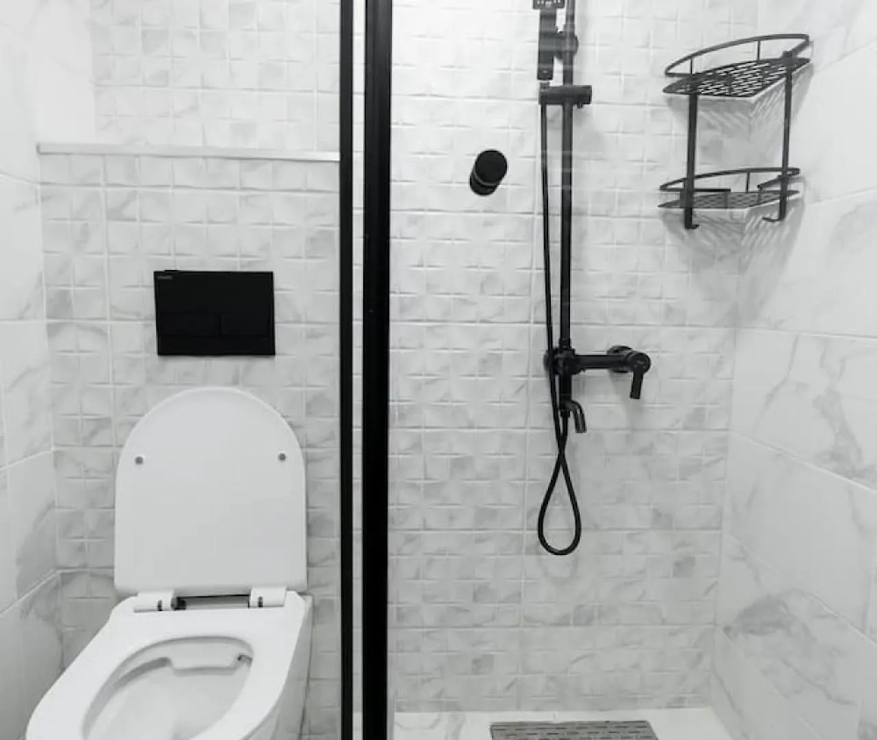 Chic And Modern 4 Bedroom Home In Central Tbilisi Dom wakacyjny